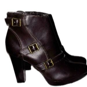 Simply Vera Vera Wang Jaeger Brown Ankle Boots Womens 7 Buckle Moto Stacked Heel